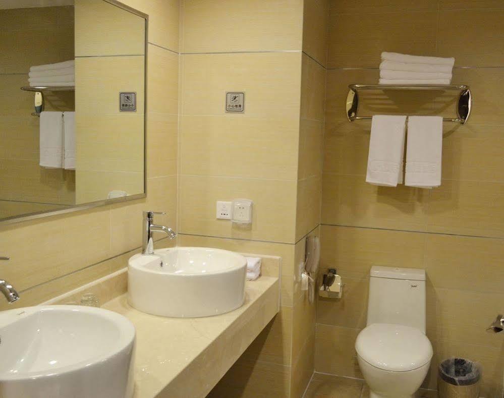 Jingyue Boutique Hotel เซี่ยงไฮ้ ภายนอก รูปภาพ